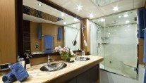 Yacht MISTRAL 55 -  Master Cabin Ensuite and Steam room